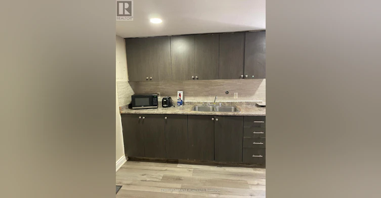 43 Corby Crescent, Brampton, ON, L6Y 1H3 - 6