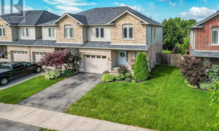 4838 Adam Court