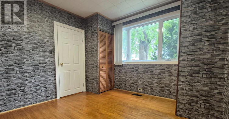 4593 Park Street, Niagara Falls, ON, L2E 2R2 - 5