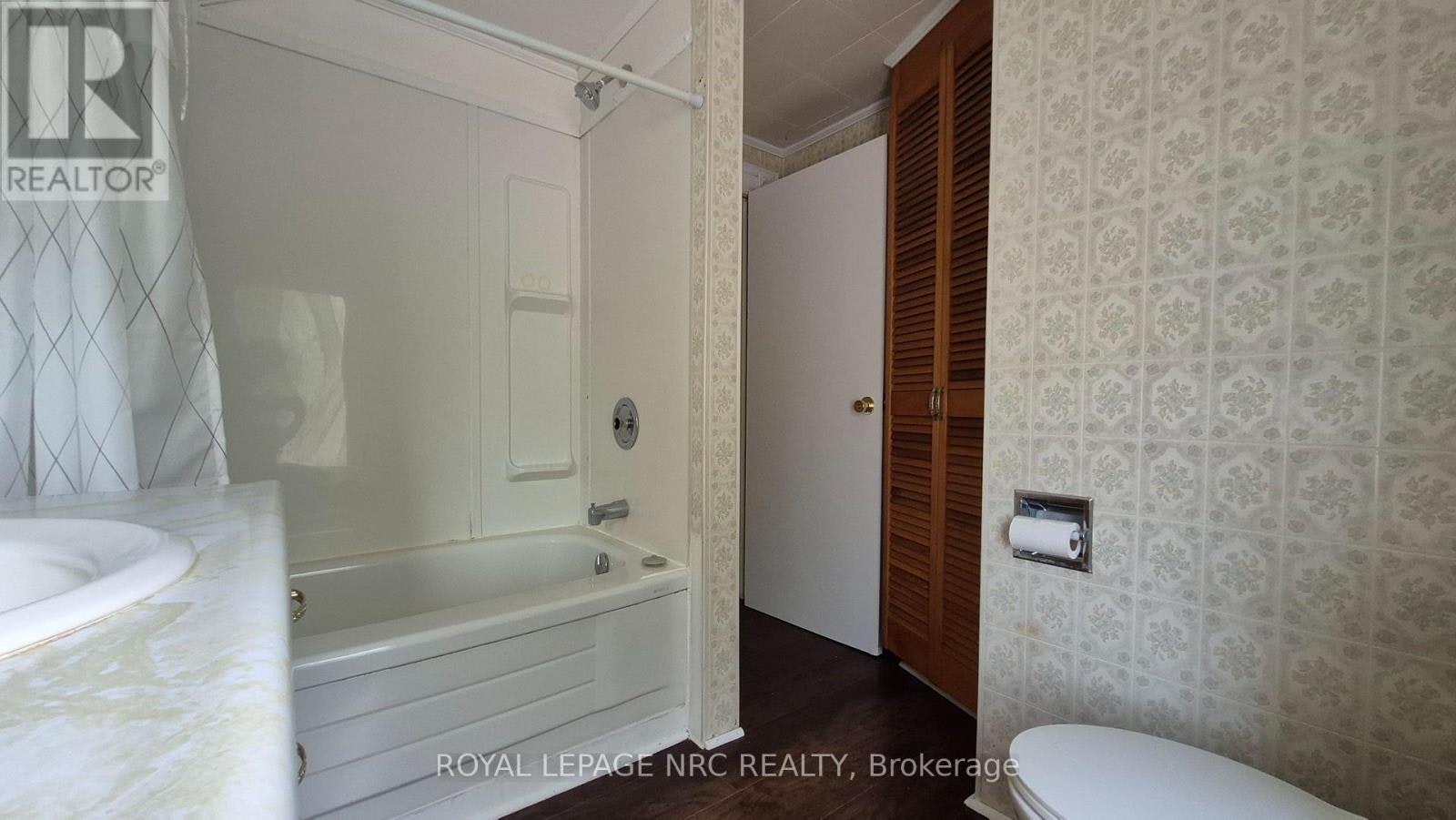4593 Park Street, Niagara Falls, ON, L2E 2R2 - 12