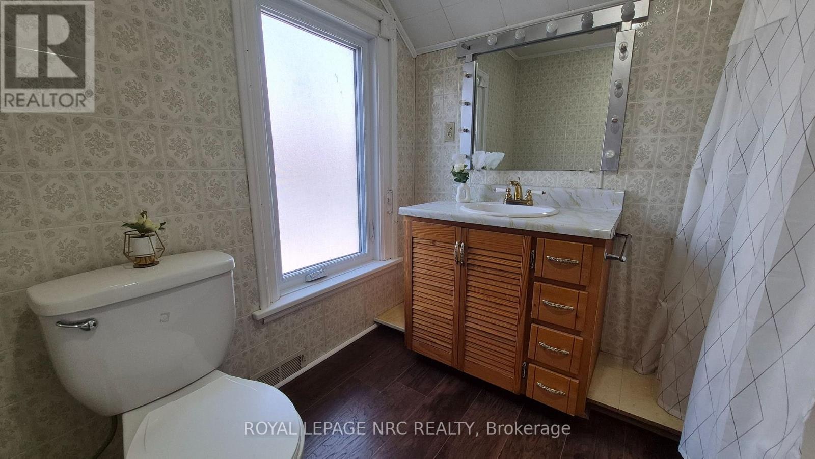 4593 Park Street, Niagara Falls, ON, L2E 2R2 - 11