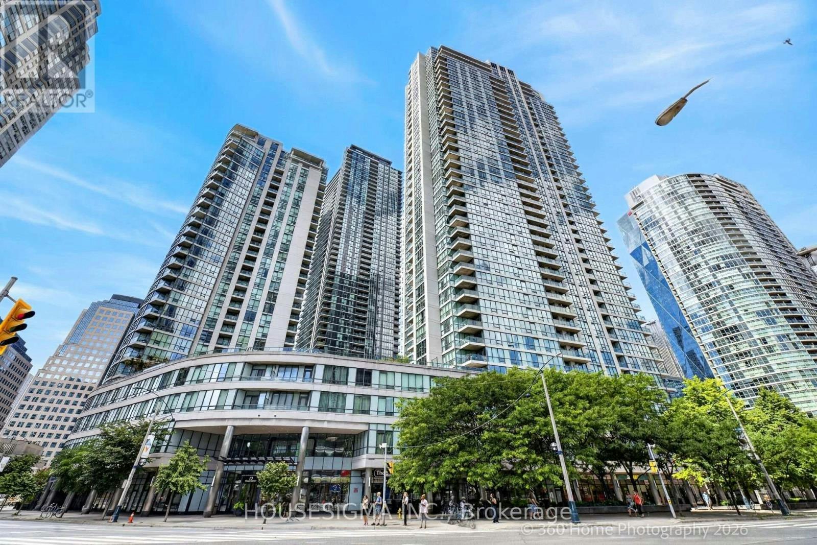 1609-12 Yonge Street, Toronto, ON, M5E 1R4