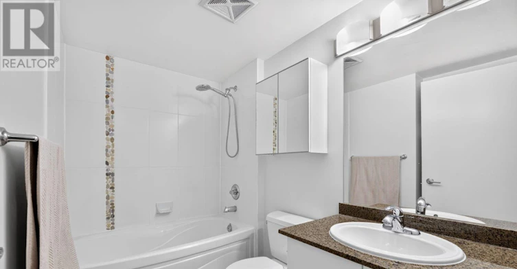 1609-12 Yonge Street, Toronto, ON, M5E 1R4 - 12