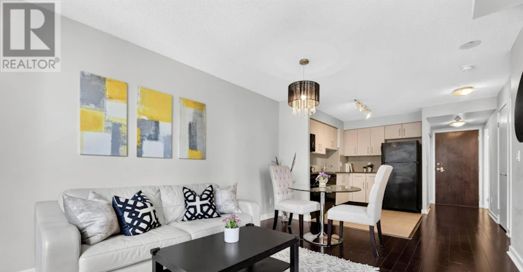 1609-12 Yonge Street, Toronto, ON, M5E 1R4 - 8