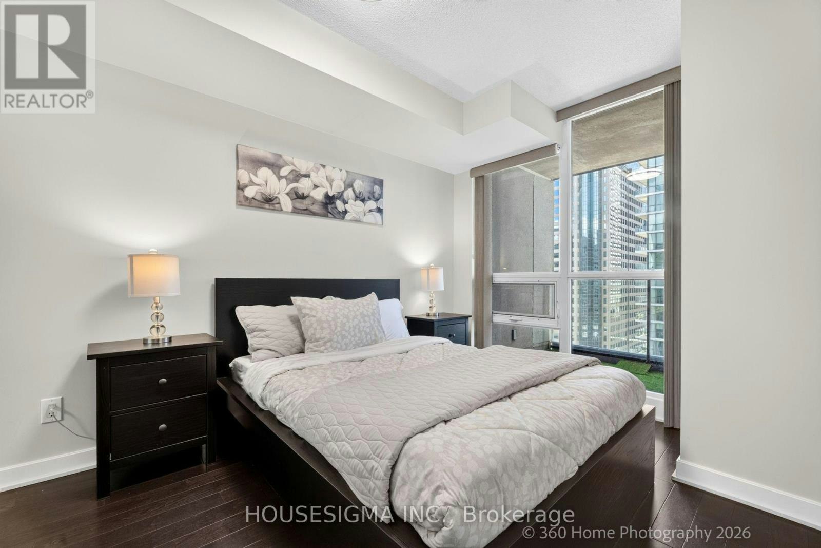 1609-12 Yonge Street, Toronto, ON, M5E 1R4 - 9