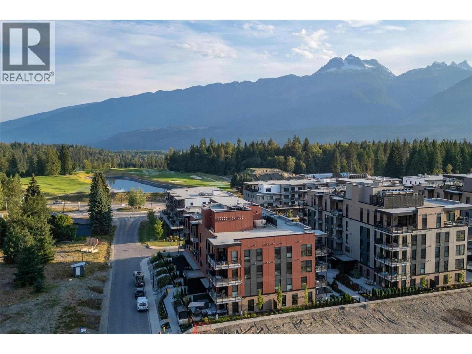 1301-1702 Coursier Avenue, Revelstoke, BC, V0E 2S3