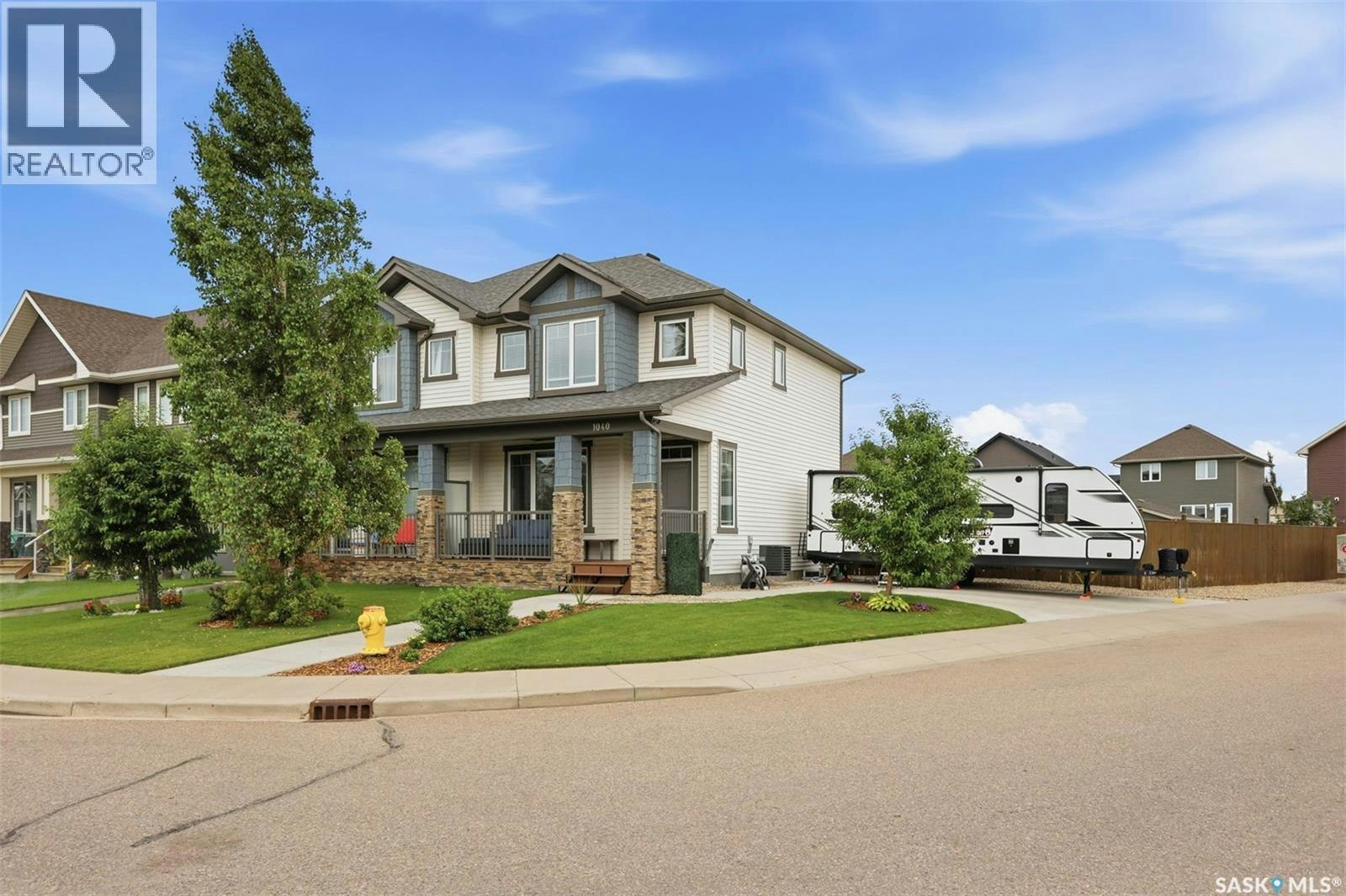 1040 Kolynchuk Crescent, Saskatoon, SK, S7T 0X4