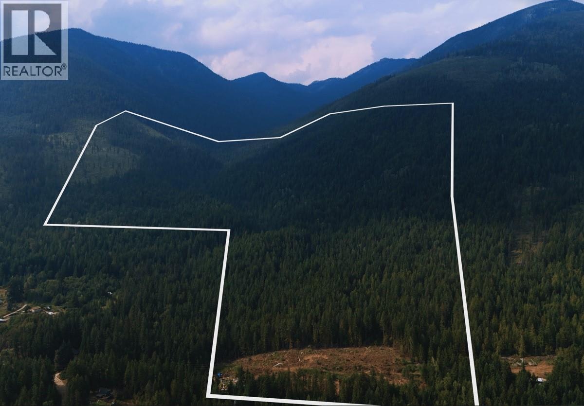 7025 Rogers Road, Balfour, BC, V1L 6S5