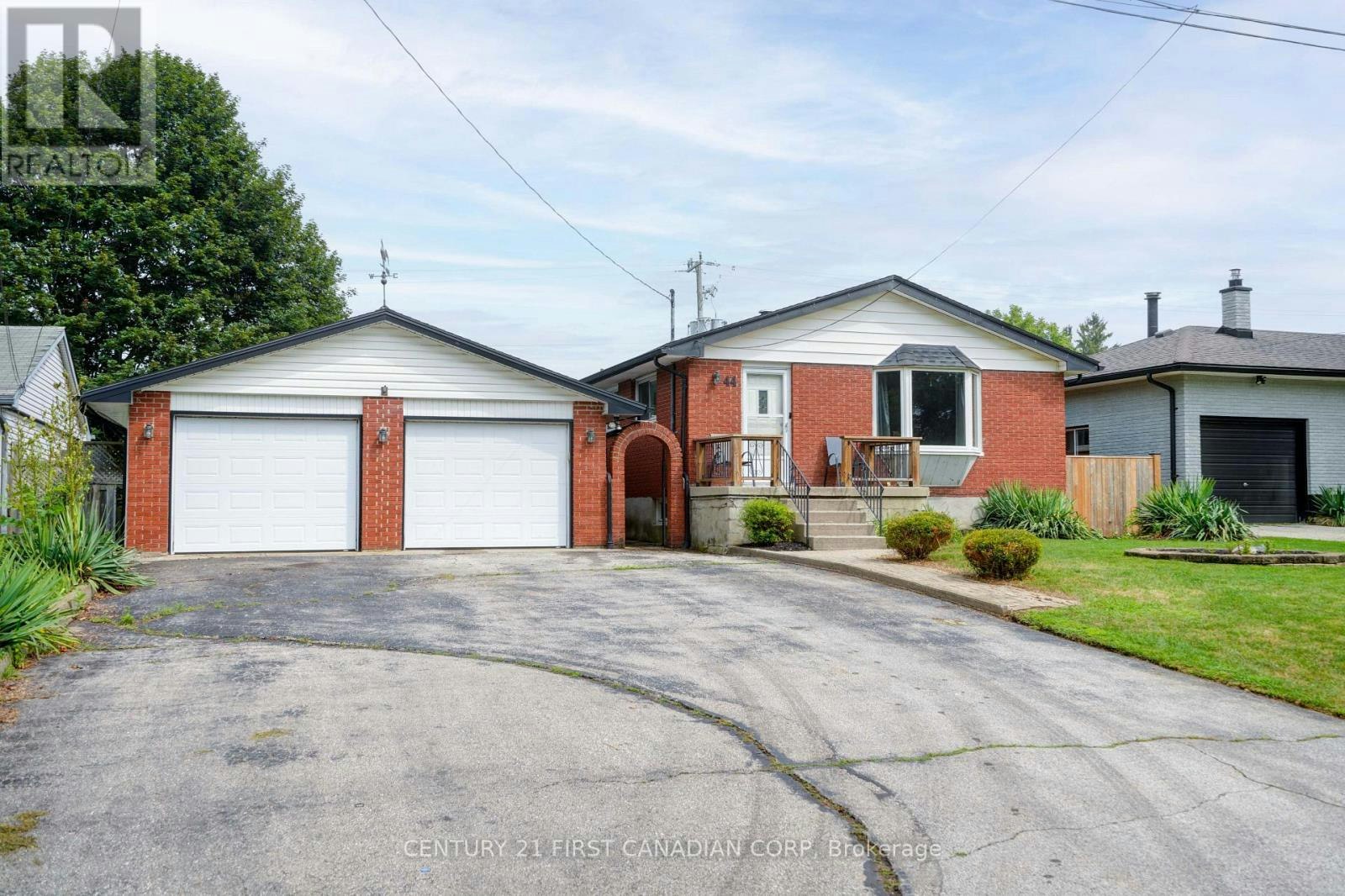 44 Dale Drive, Thames Centre, ON, N0L 1G2
