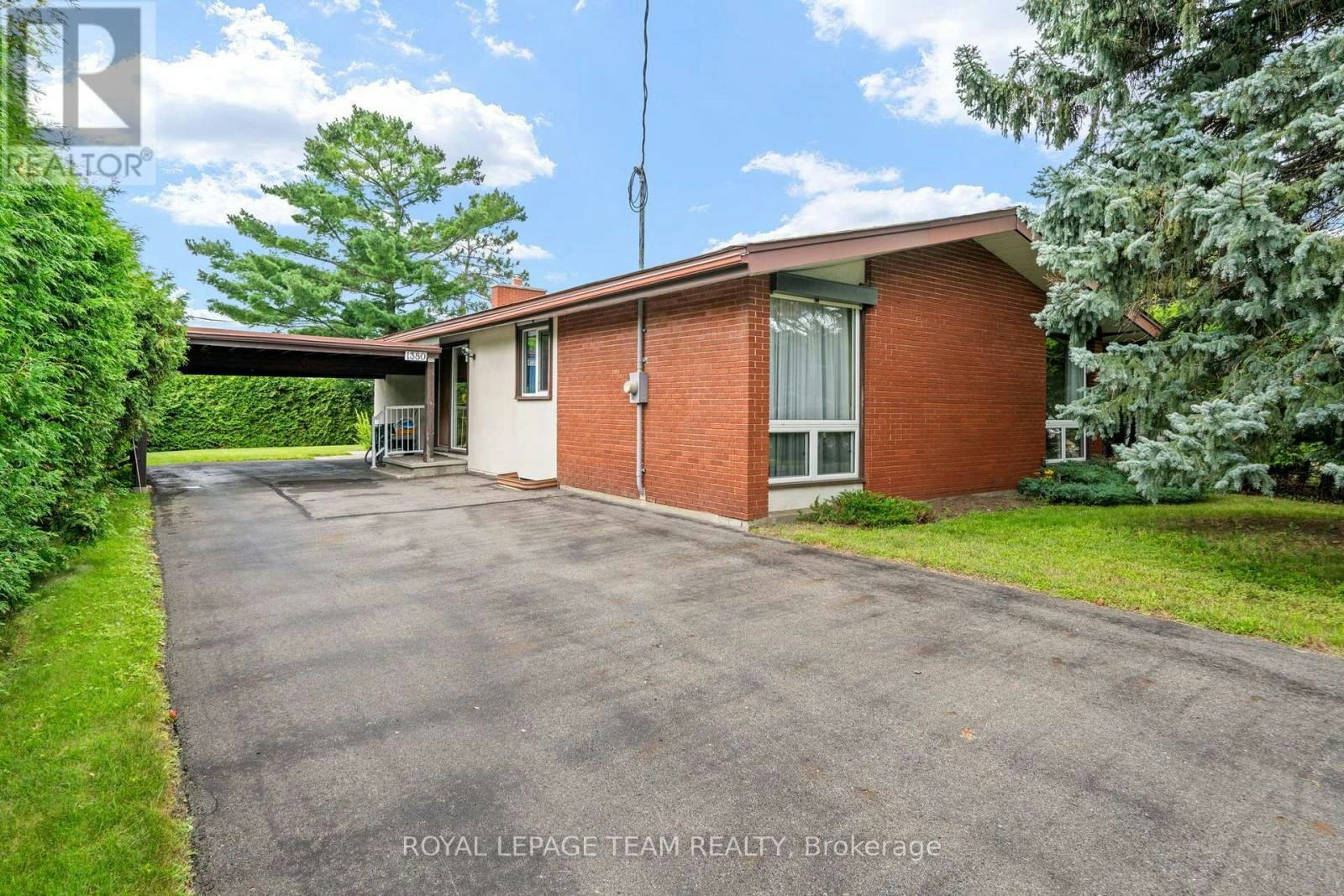 1380 Marchand Street, Ottawa, ON, K1B 3N8