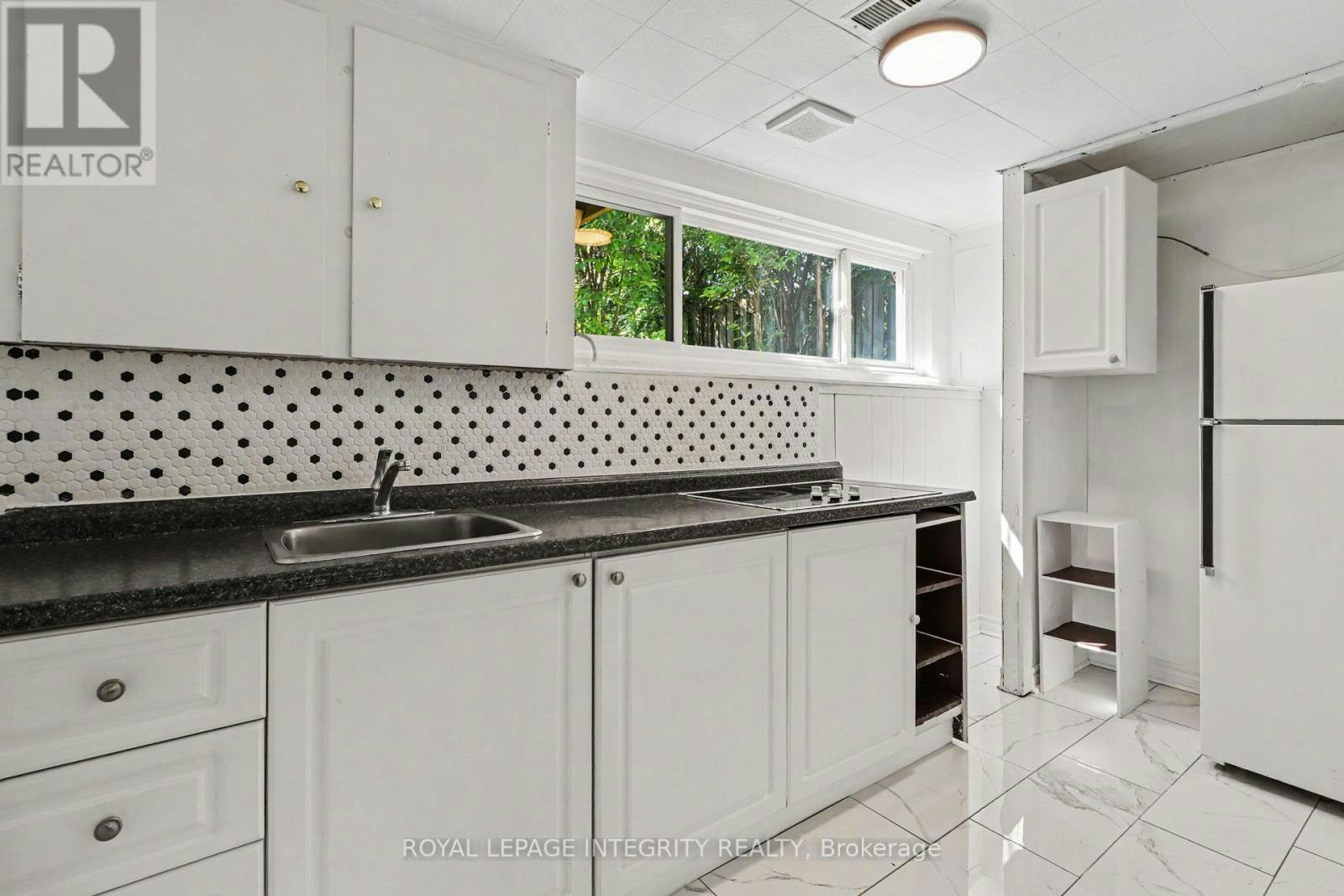 1034 Walkley Road, Ottawa, ON, K1V 6R2 - 24