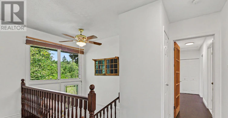 1034 Walkley Road, Ottawa, ON, K1V 6R2 - 6