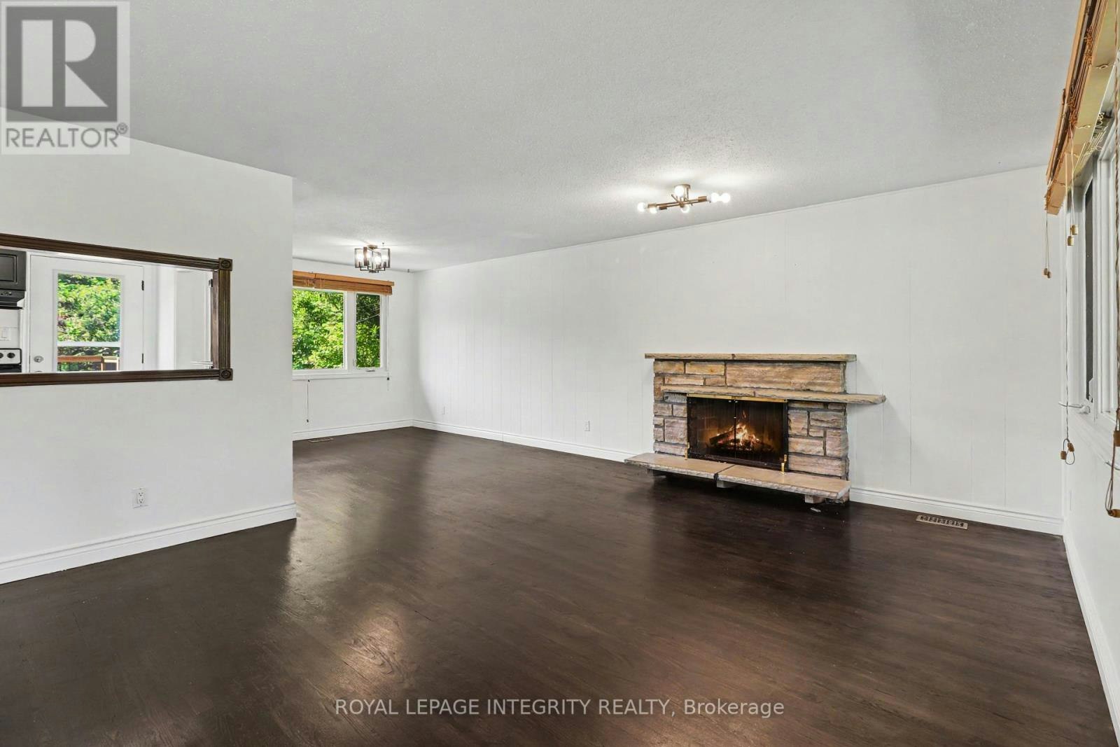 1034 Walkley Road, Ottawa, ON, K1V 6R2 - 9