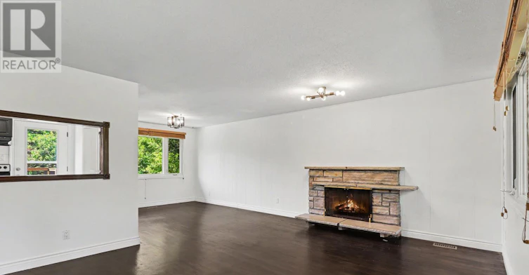 1034 Walkley Road, Ottawa, ON, K1V 6R2 - 9