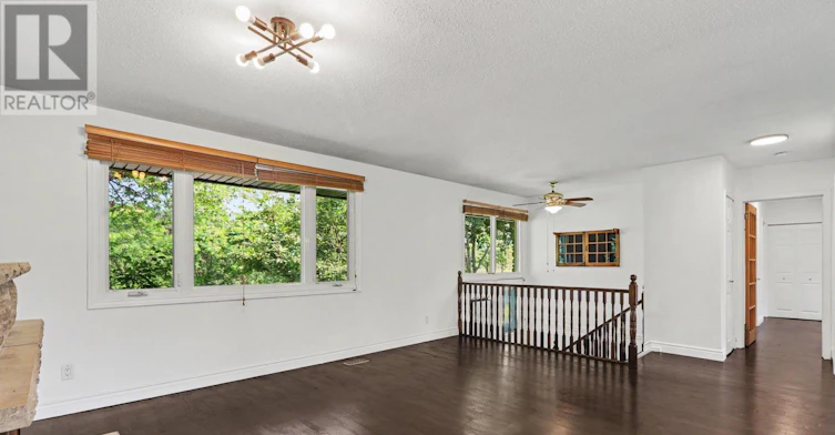 1034 Walkley Road, Ottawa, ON, K1V 6R2 - 5