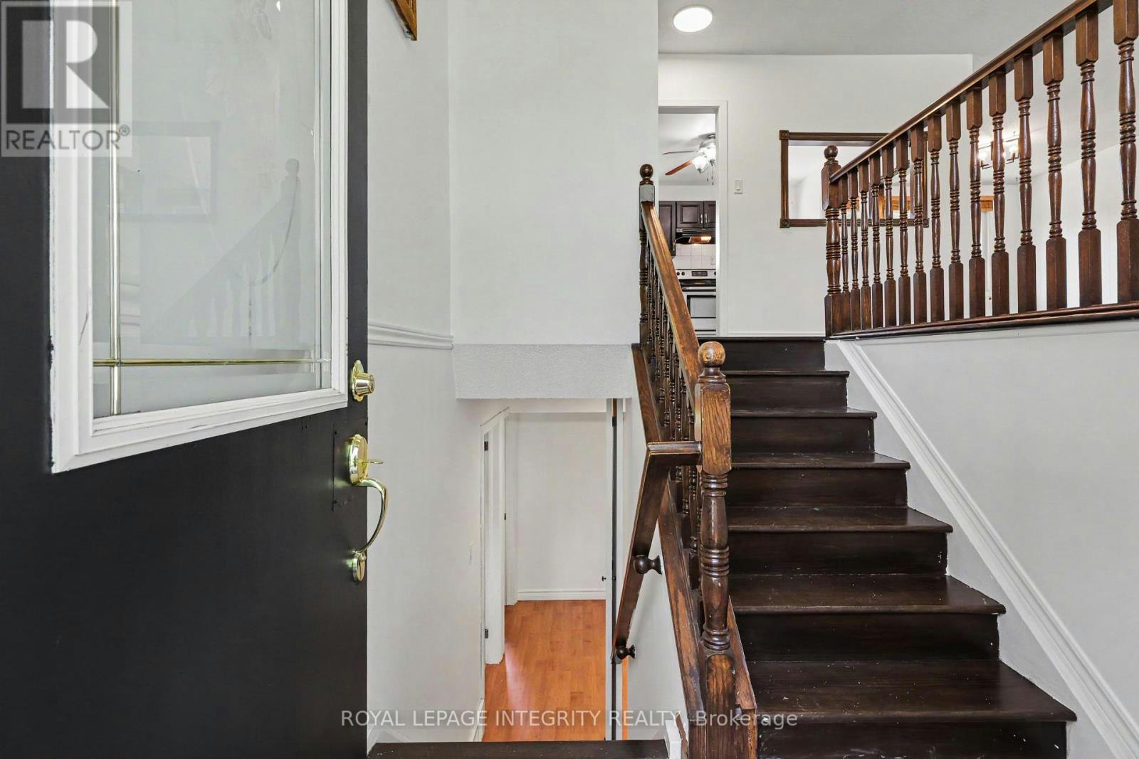 1034 Walkley Road, Ottawa, ON, K1V 6R2 - 4