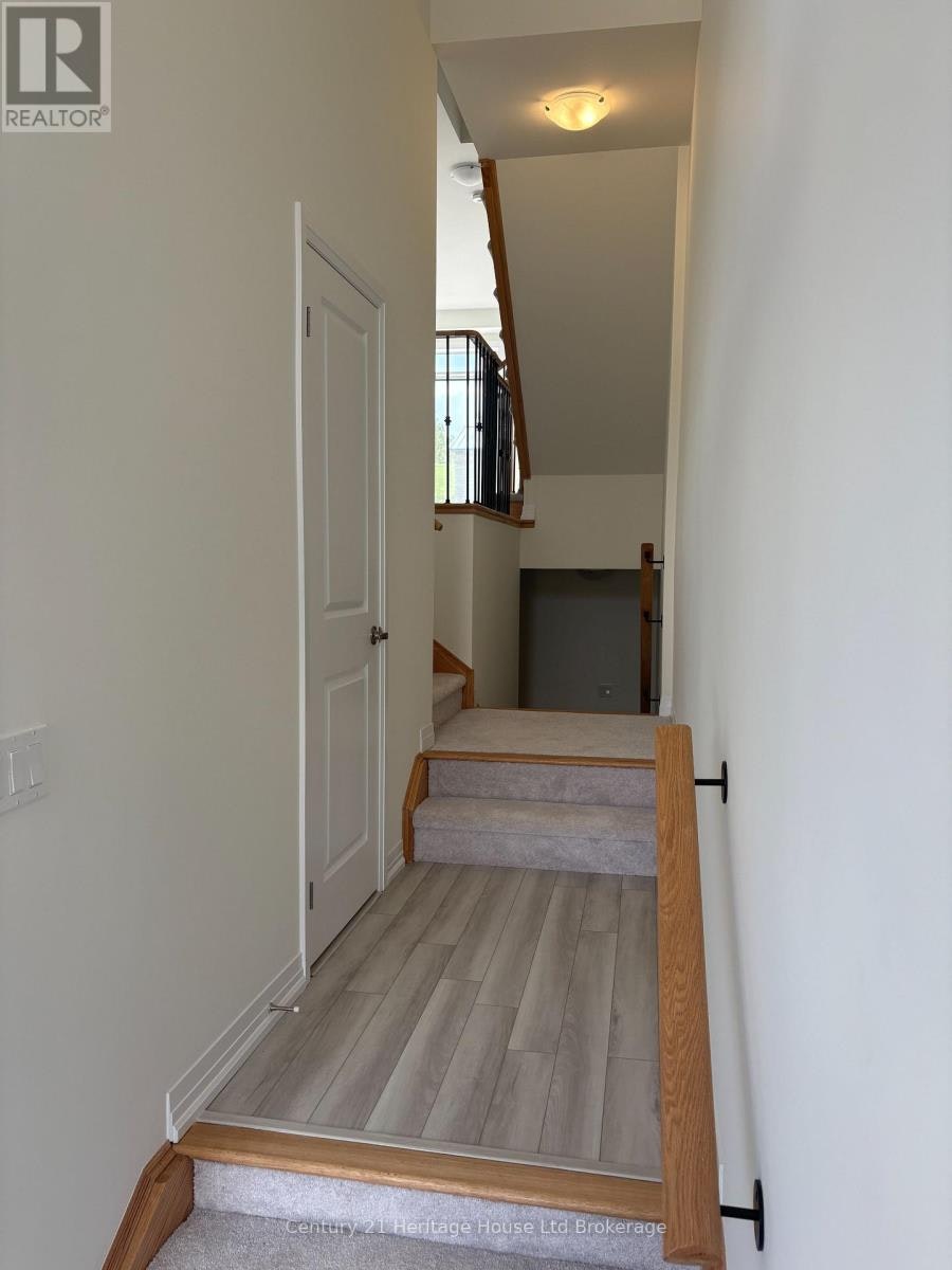 462 Jack Wilford Way, Oxford Station, ON, N4S 0G4 - 4