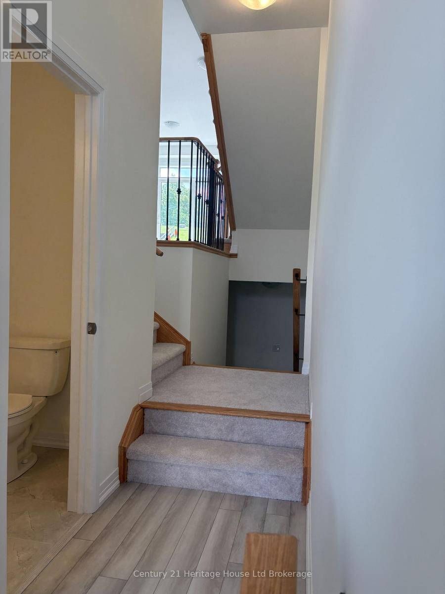 462 Jack Wilford Way, Oxford Station, ON, N4S 0G4 - 5