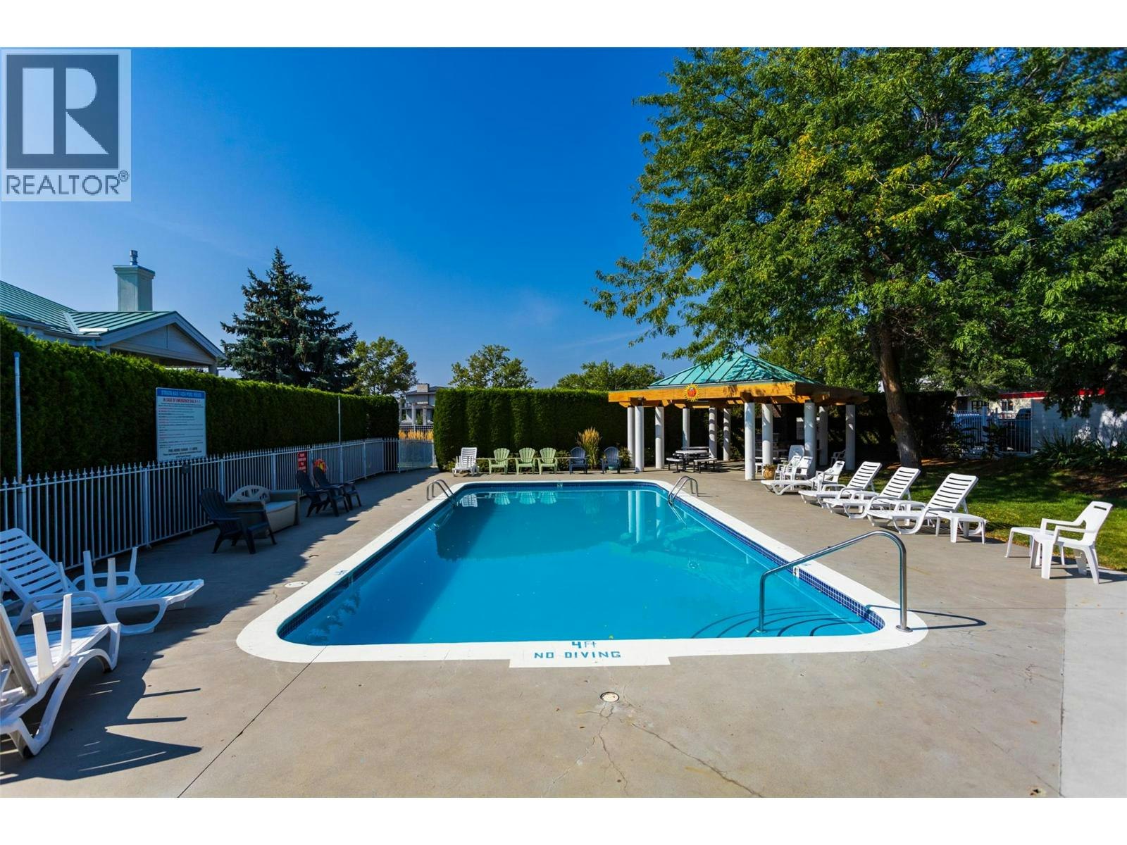 213-2350 Stillingfleet Road, Kelowna, BC, V1W 3C2