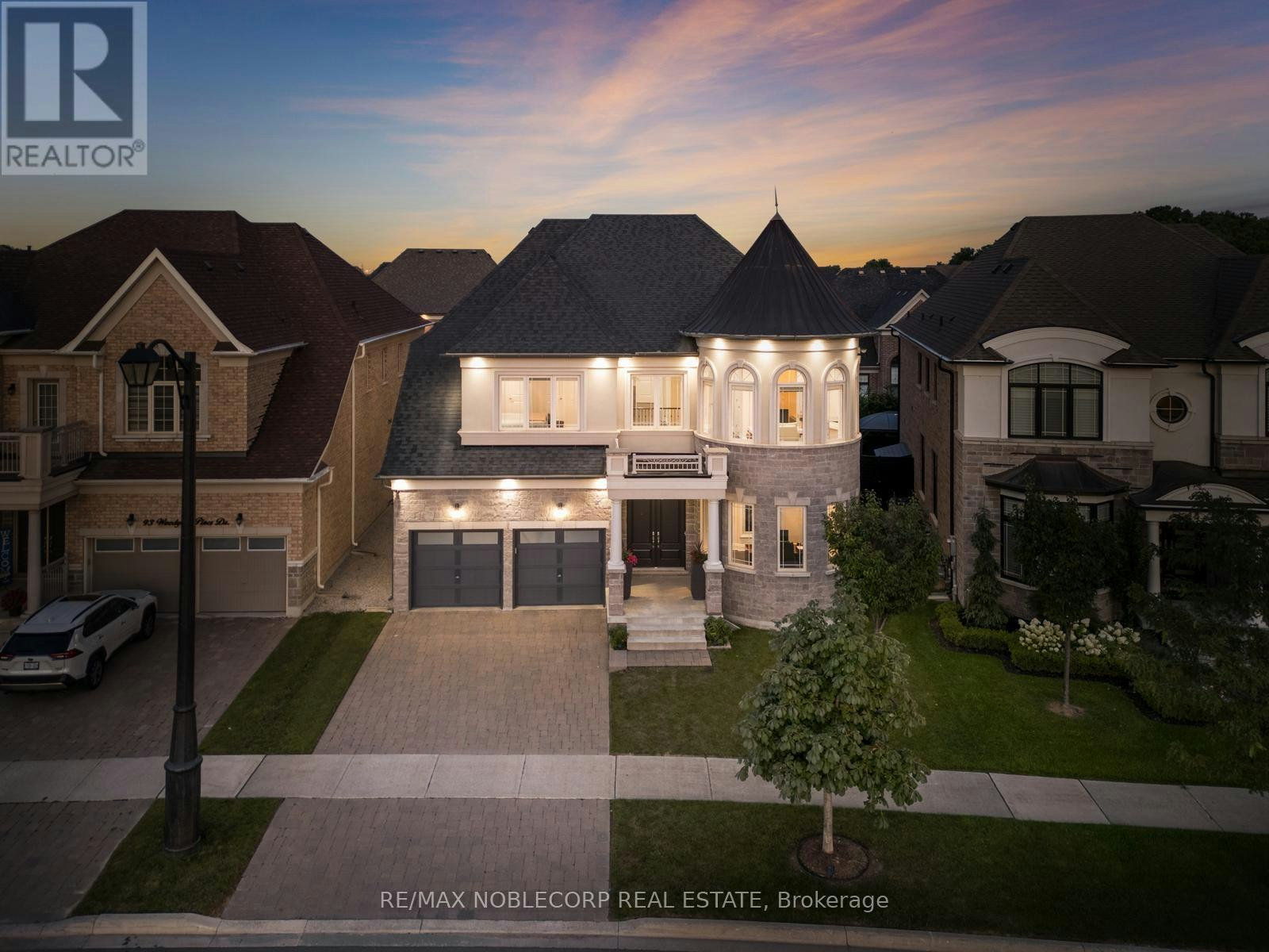 91 Woodgate Pines Drive, Vaughan, ON, L4H 4A4