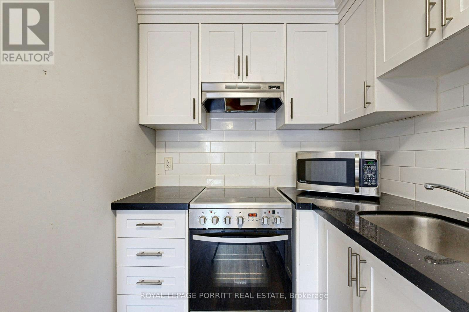 4-3465 Lake Shore Boulevard W, Toronto, ON, M8W 1N2 - 19