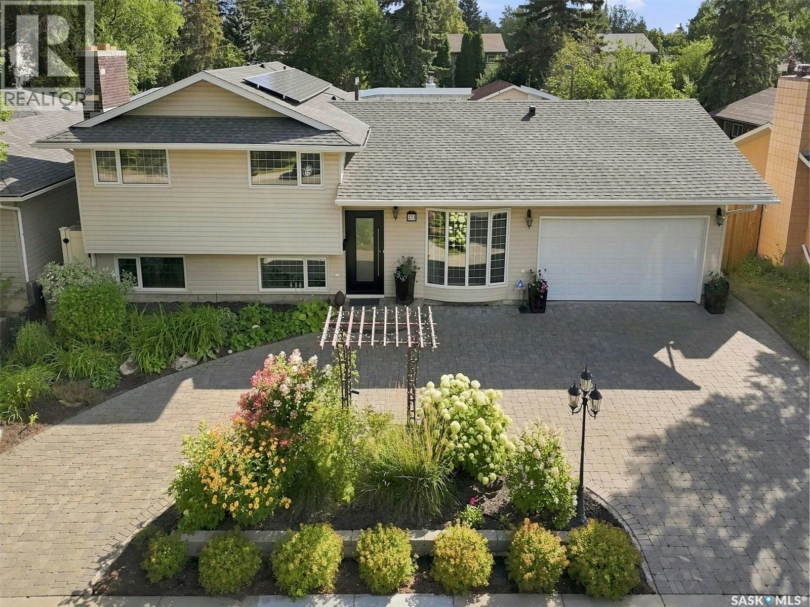 273 Carleton Drive, Saskatoon, SK, S7H 3P1