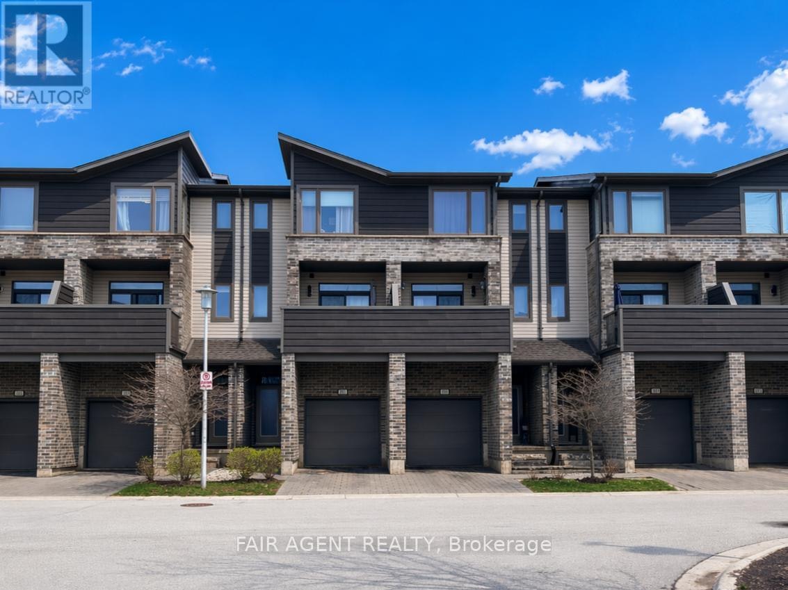 228-1960 Dalmagarry Road, London, ON, N6G 0T8