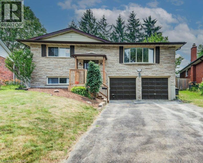 109 White Oak Place, Waterloo, ON, N2V 1B2