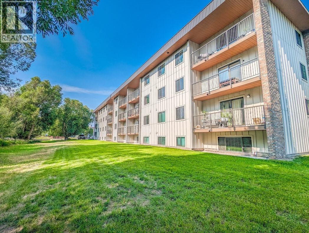 403-606 N 18th Avenue, Cranbrook, BC, V1C 5M1