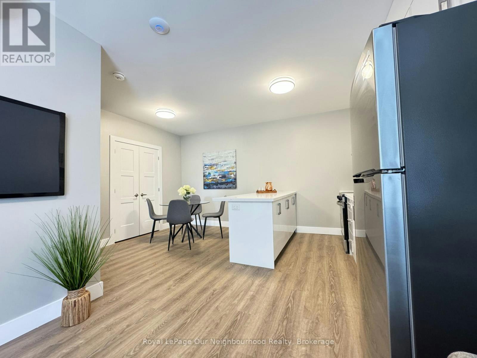2-199 Pine Street, Tay, ON, L0K 2C0 - 8