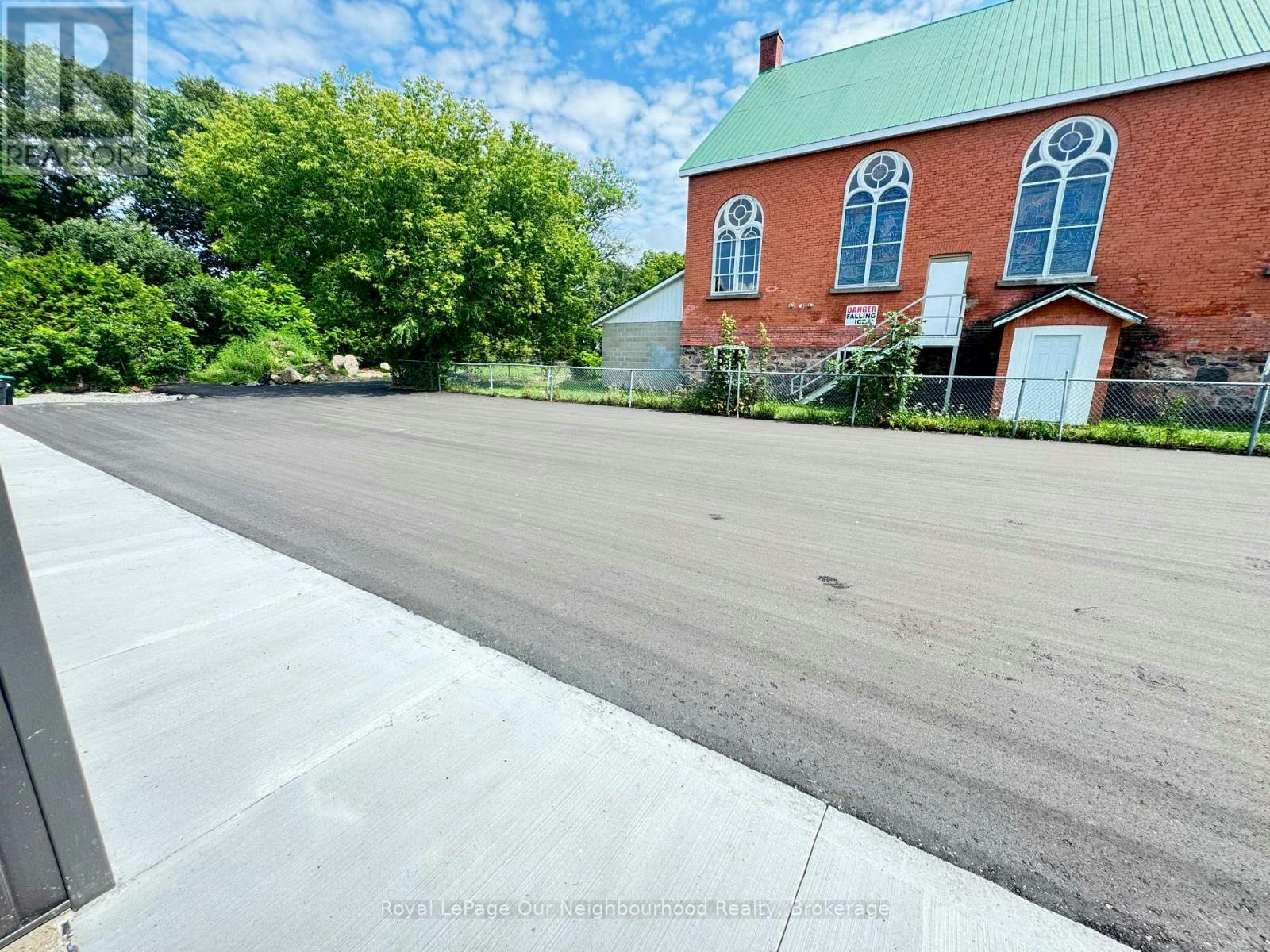 2-199 Pine Street, Tay, ON, L0K 2C0 - 2
