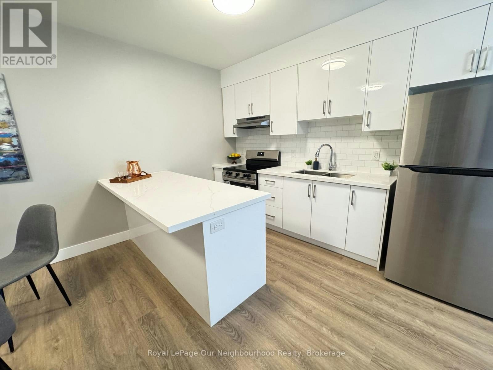 2-199 Pine Street, Tay, ON, L0K 2C0 - 9