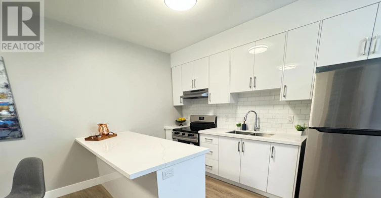 2-199 Pine Street, Tay, ON, L0K 2C0 - 9