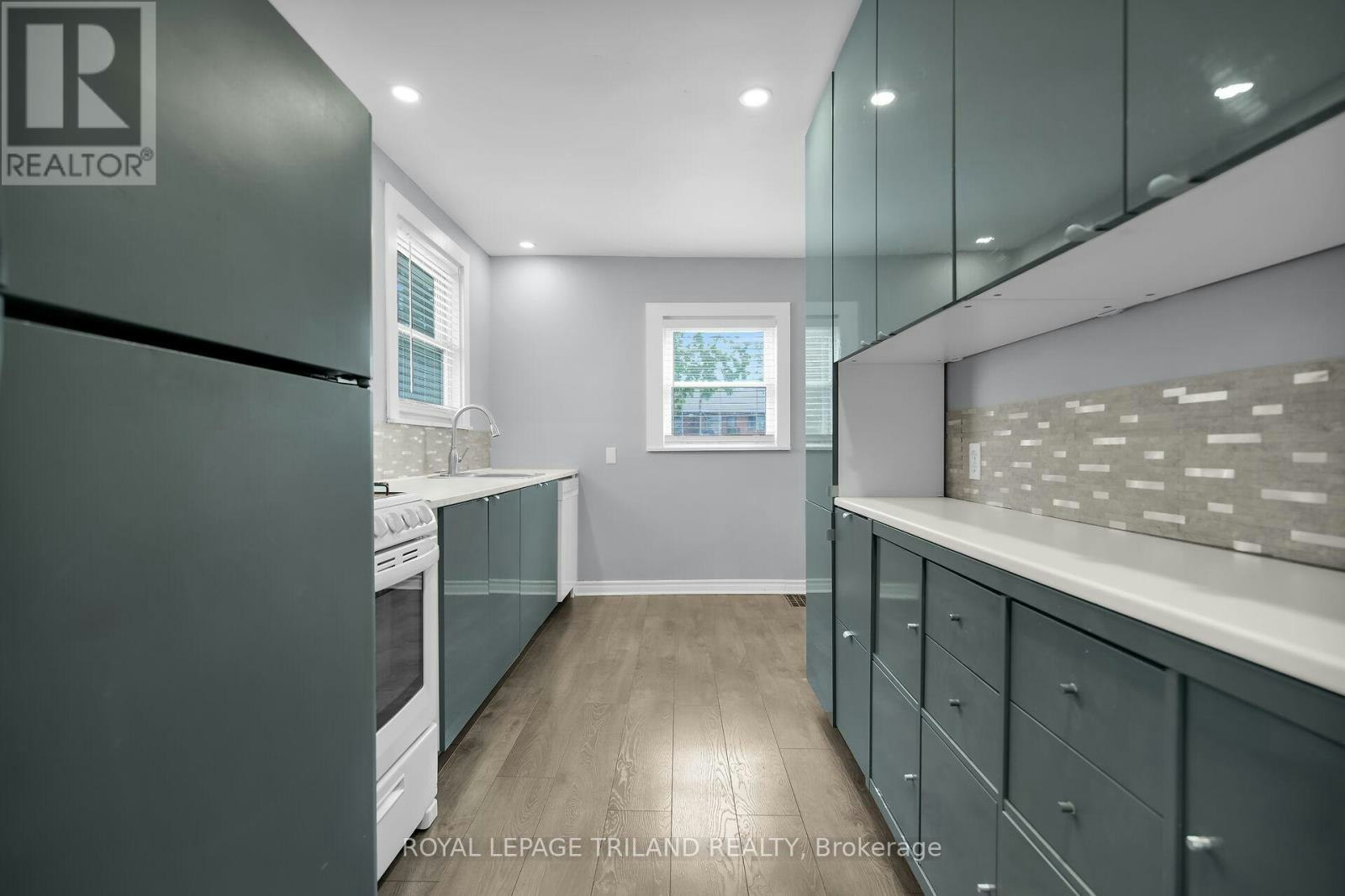 1-122 Centre Street, St. Thomas, ON, N5R 2Z9