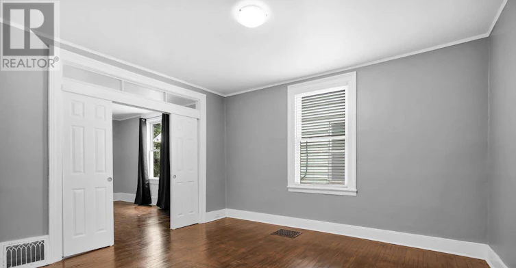 1-122 Centre Street, St. Thomas, ON, N5R 2Z9 - 8