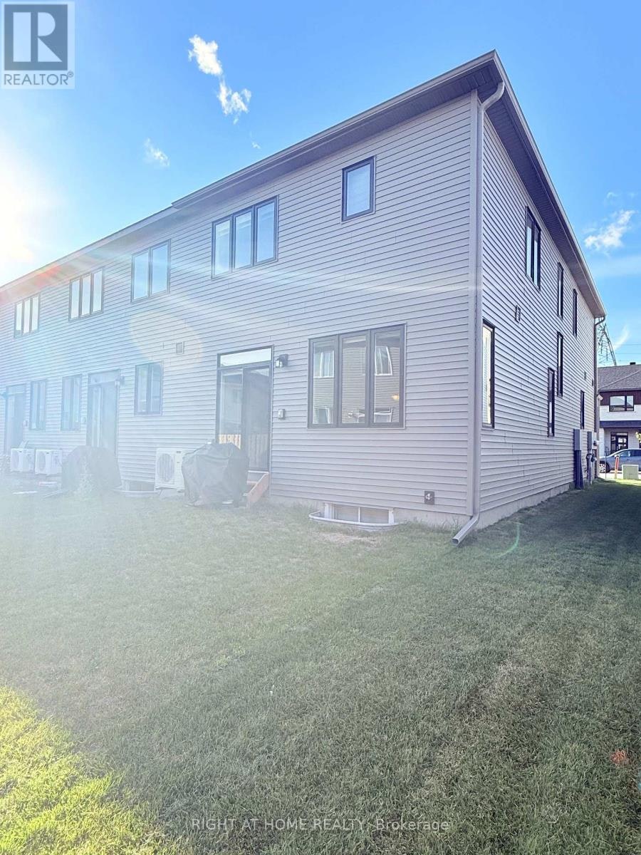 751 Fairline Row, Ottawa, ON, K2V 0V7 - 31