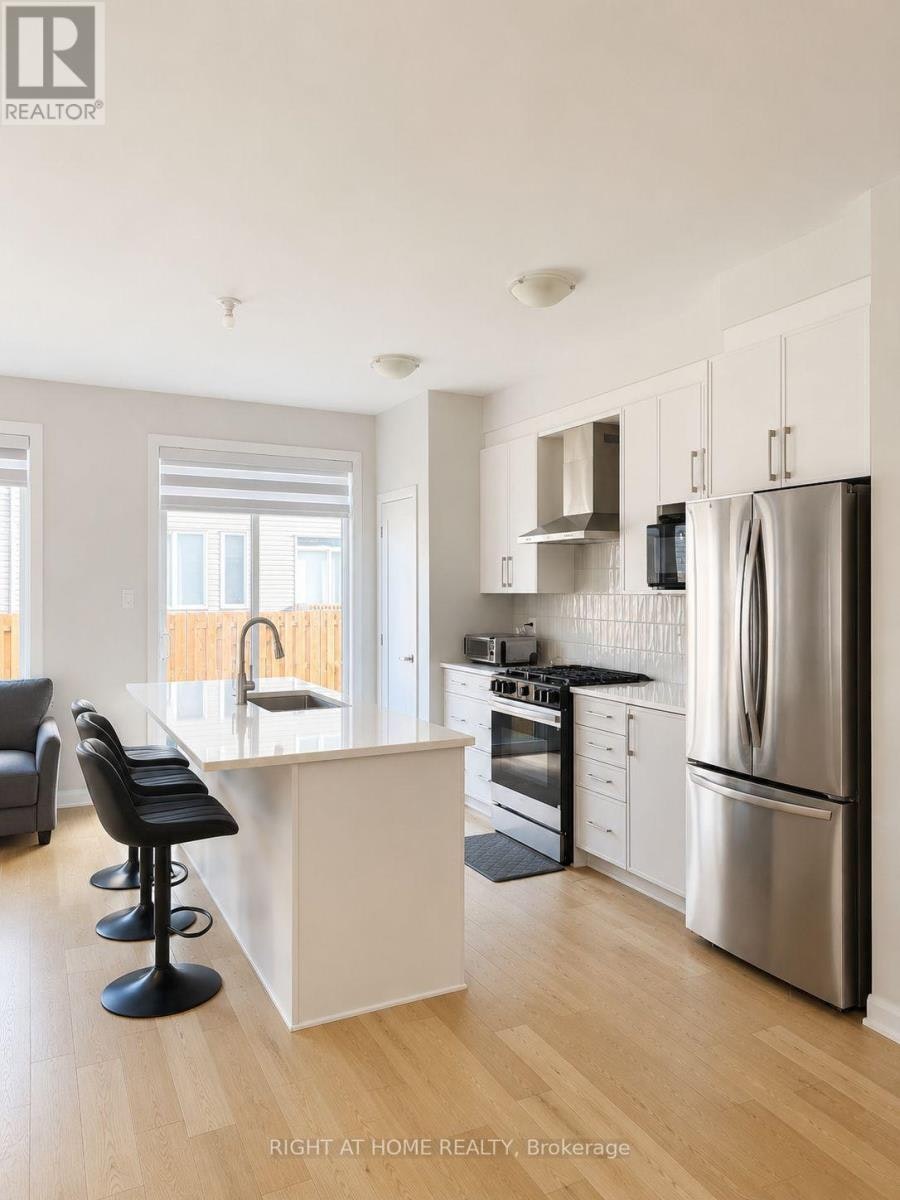 751 Fairline Row, Ottawa, ON, K2V 0V7 - 11