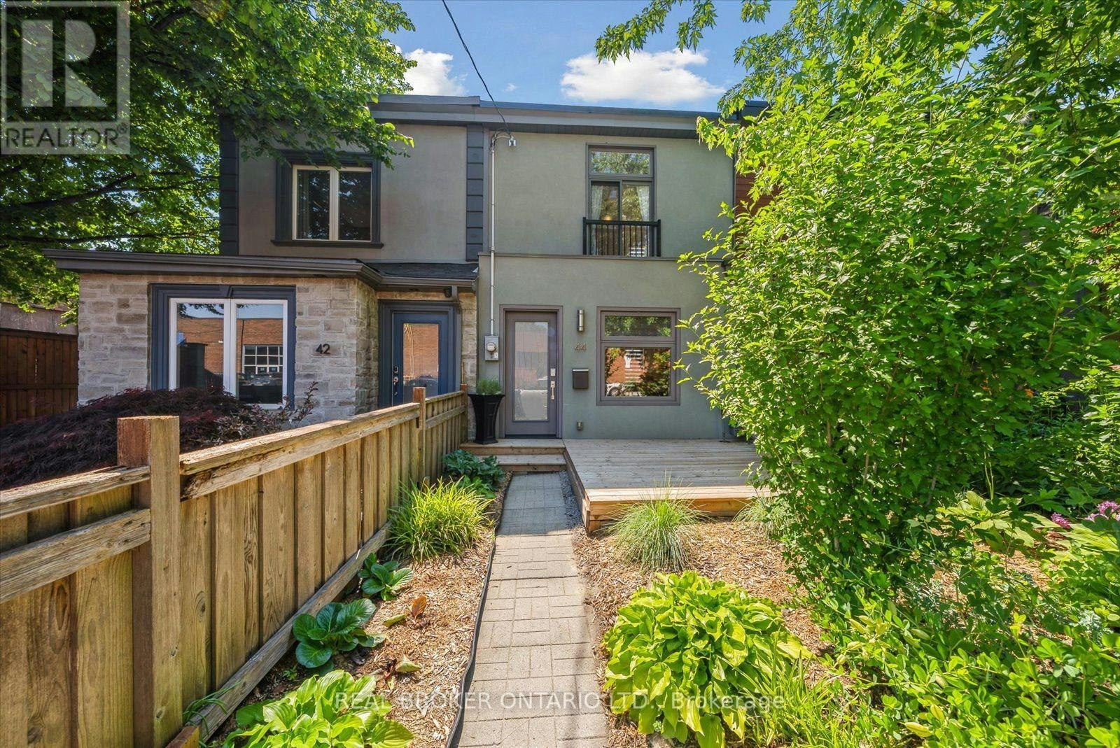 44 Logan Avenue, Toronto, ON, M4M 2M8 - 19