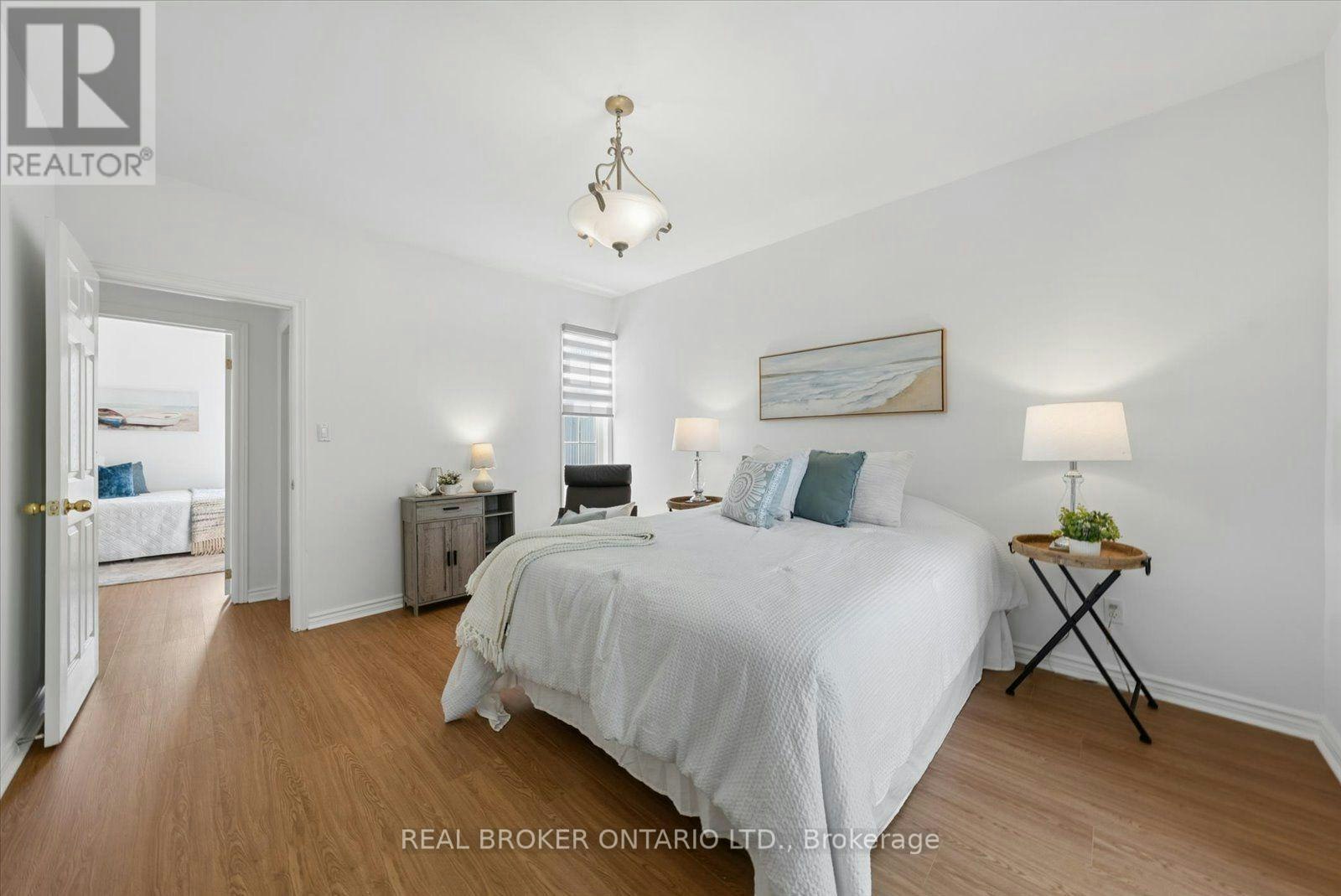 44 Logan Avenue, Toronto, ON, M4M 2M8 - 17