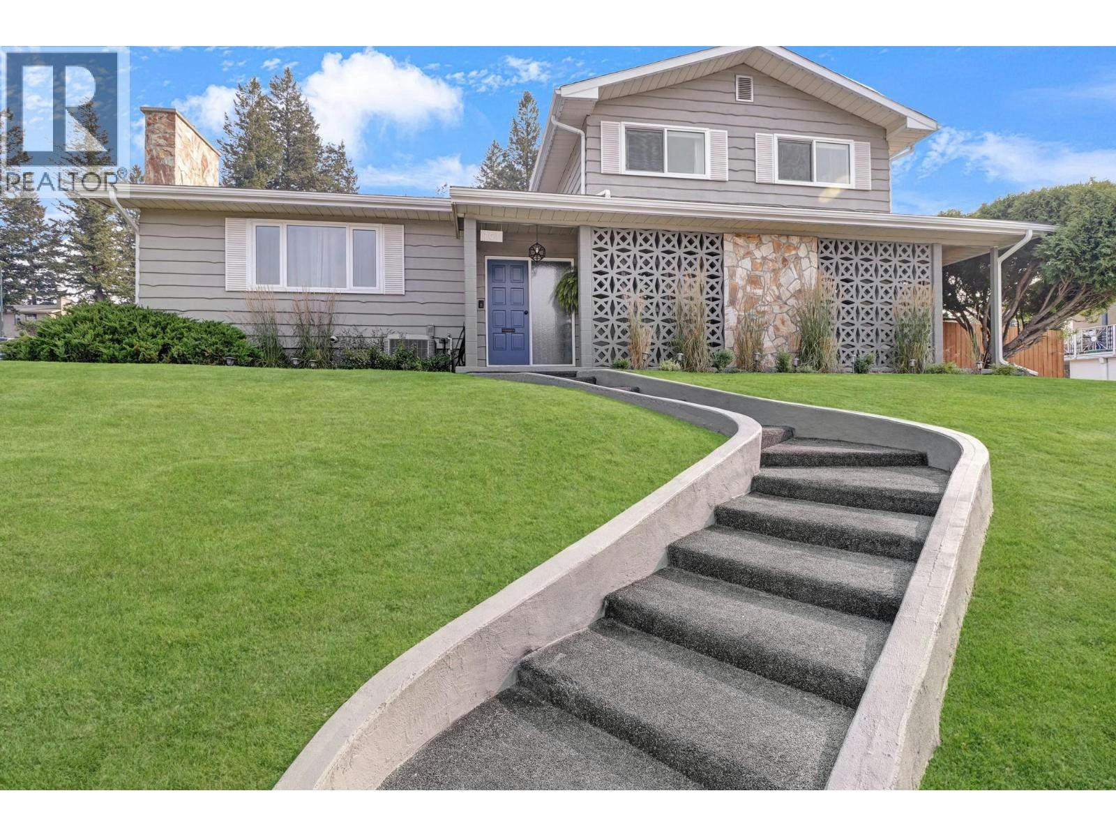 701 S 17th Avenue, Cranbrook, BC, V1C 3B6