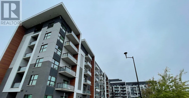 329-128 Grovewood Common, Oakville, ON, L6H 0X3
