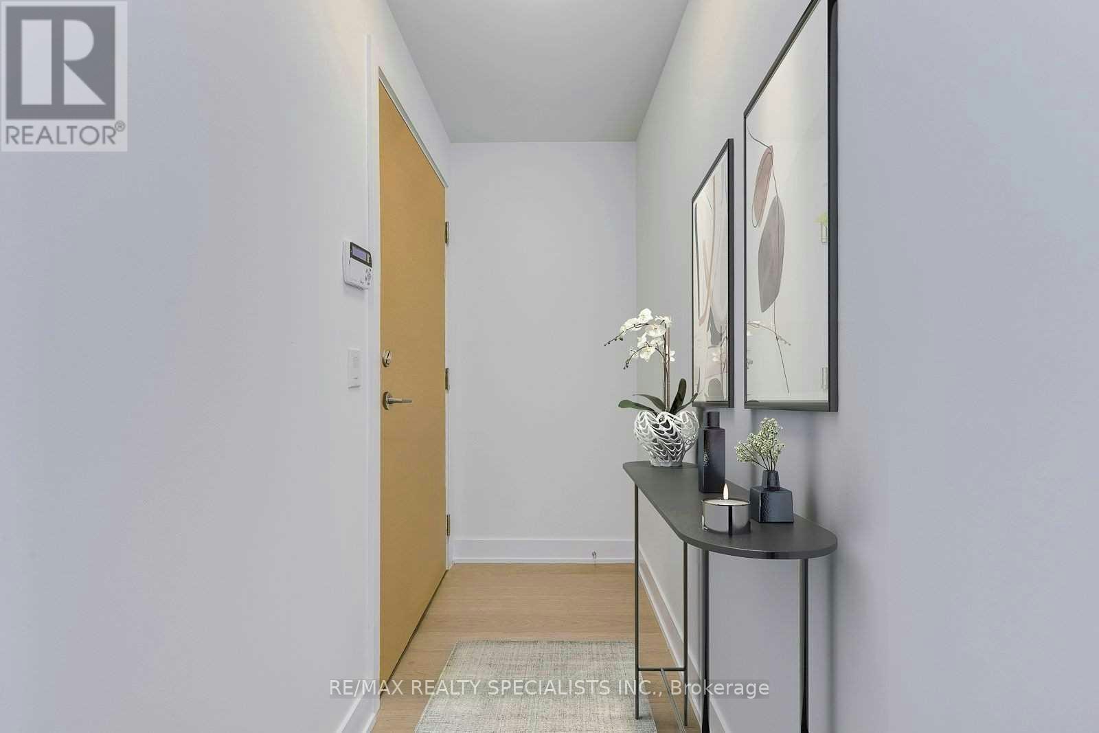 321-20 Shore Breeze Drive, Toronto, ON, M8V 0C7 - 5