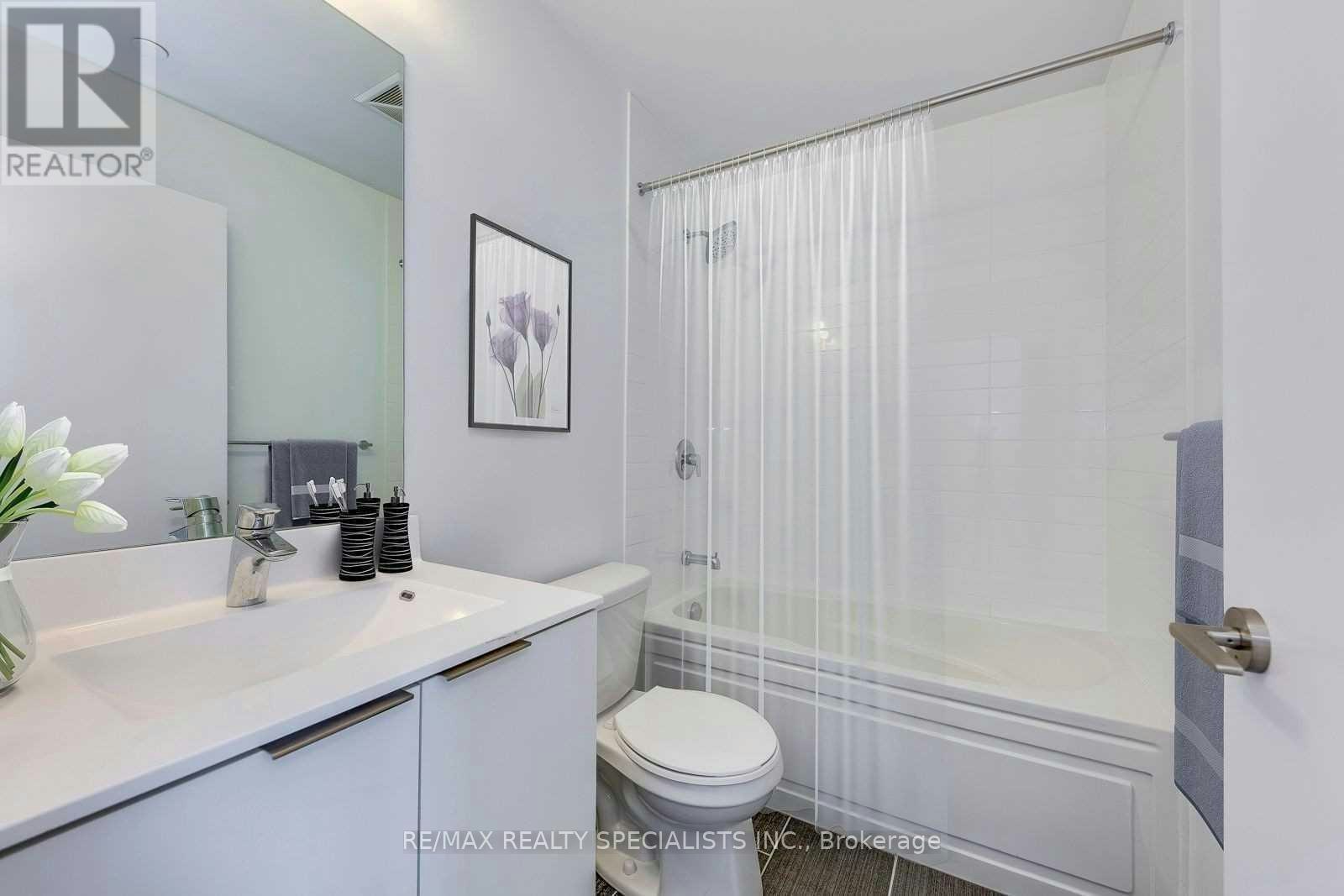 321-20 Shore Breeze Drive, Toronto, ON, M8V 0C7 - 11