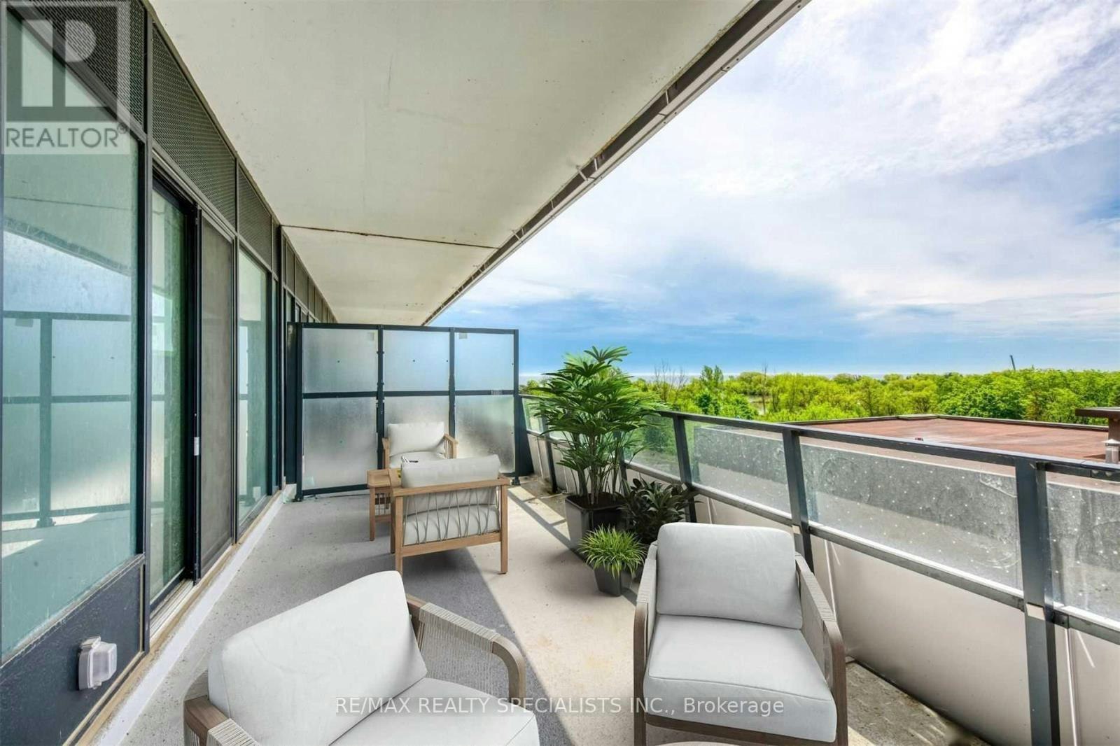 321-20 Shore Breeze Drive, Toronto, ON, M8V 0C7 - 13