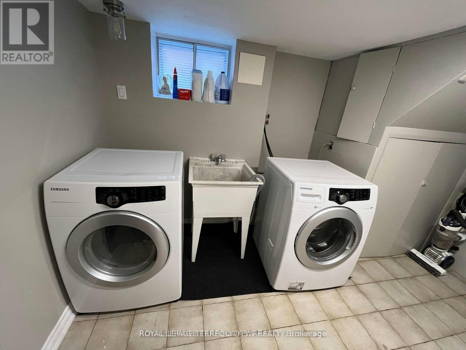 BSMT-31 Chamberlain Avenue, Toronto, ON, M6E 4J7 - 6