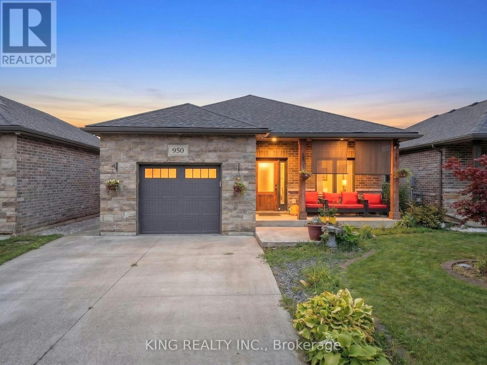 950 Ellrose Avenue, Windsor, ON, N8Y 3W9