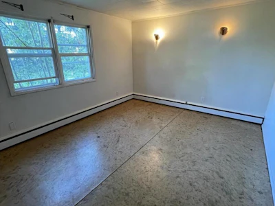 4001 Thomas Street - 5
