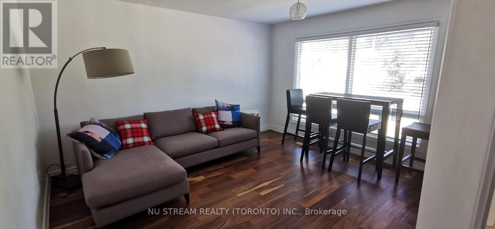 74 Wye Valley Road, Toronto, ON, M1P 2A6 - 4