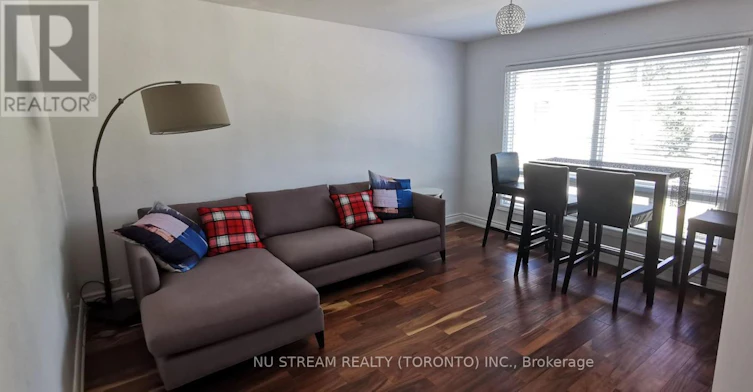 74 Wye Valley Road, Toronto, ON, M1P 2A6 - 4