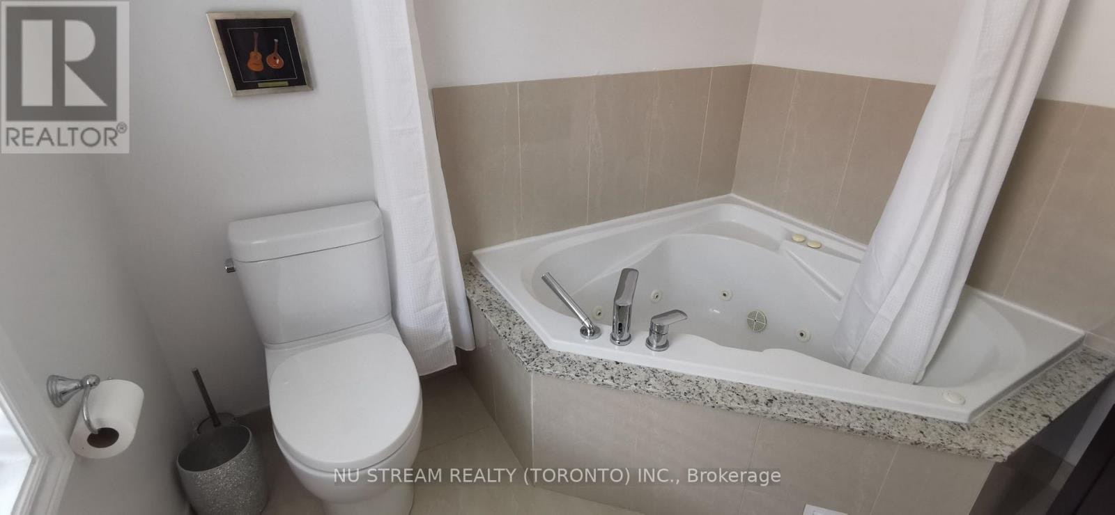 74 Wye Valley Road, Toronto, ON, M1P 2A6 - 11